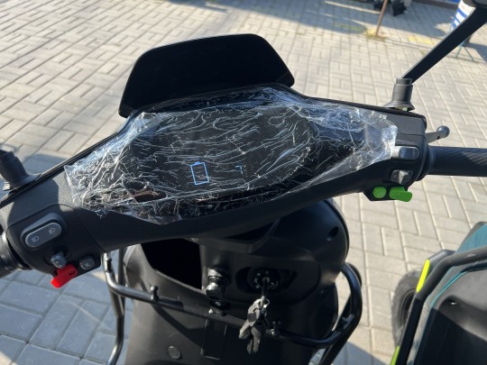 Електроскутер Forsage Moto GR 2000W (72V38A) на Графенових АКБ