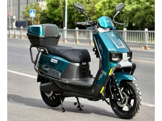 Електроскутер Forsage Moto Lucky 85 2000W (72V38A) на Графенових АКБ