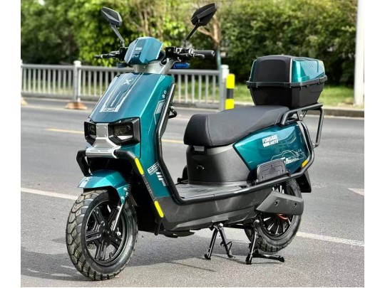 Електроскутер Forsage Moto Lucky 85 2000W (72V38A) на Графенових АКБ