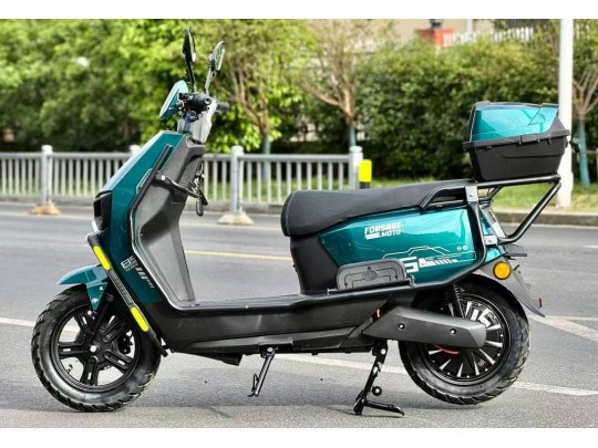 Електроскутер Forsage Moto Lucky 85 2000W (72V38A) на Графенових АКБ