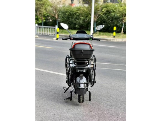 Електроскутер Forsage Moto GR 2000W (72V38A) на Графенових АКБ