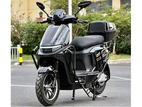 Електроскутер Forsage Moto GR 2000W (72V38A) на Графенових АКБ